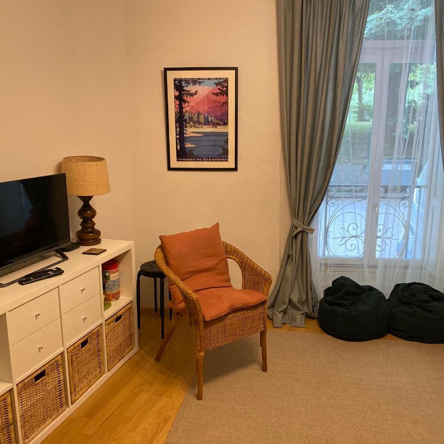 Newly Renovated Ground Floor Apartment Close To Thermes Bagneres-de-Luchon Exterior foto